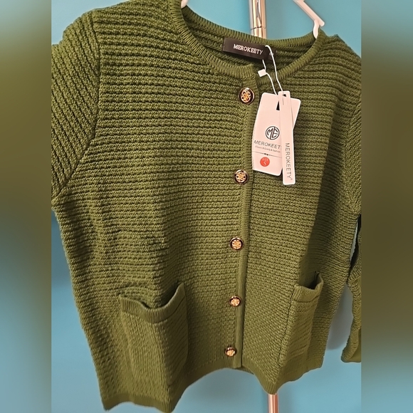Size Small Green Long Sleeve Ribbed Knit Button Down Cardigan With Pockets - Picture 4 of 10